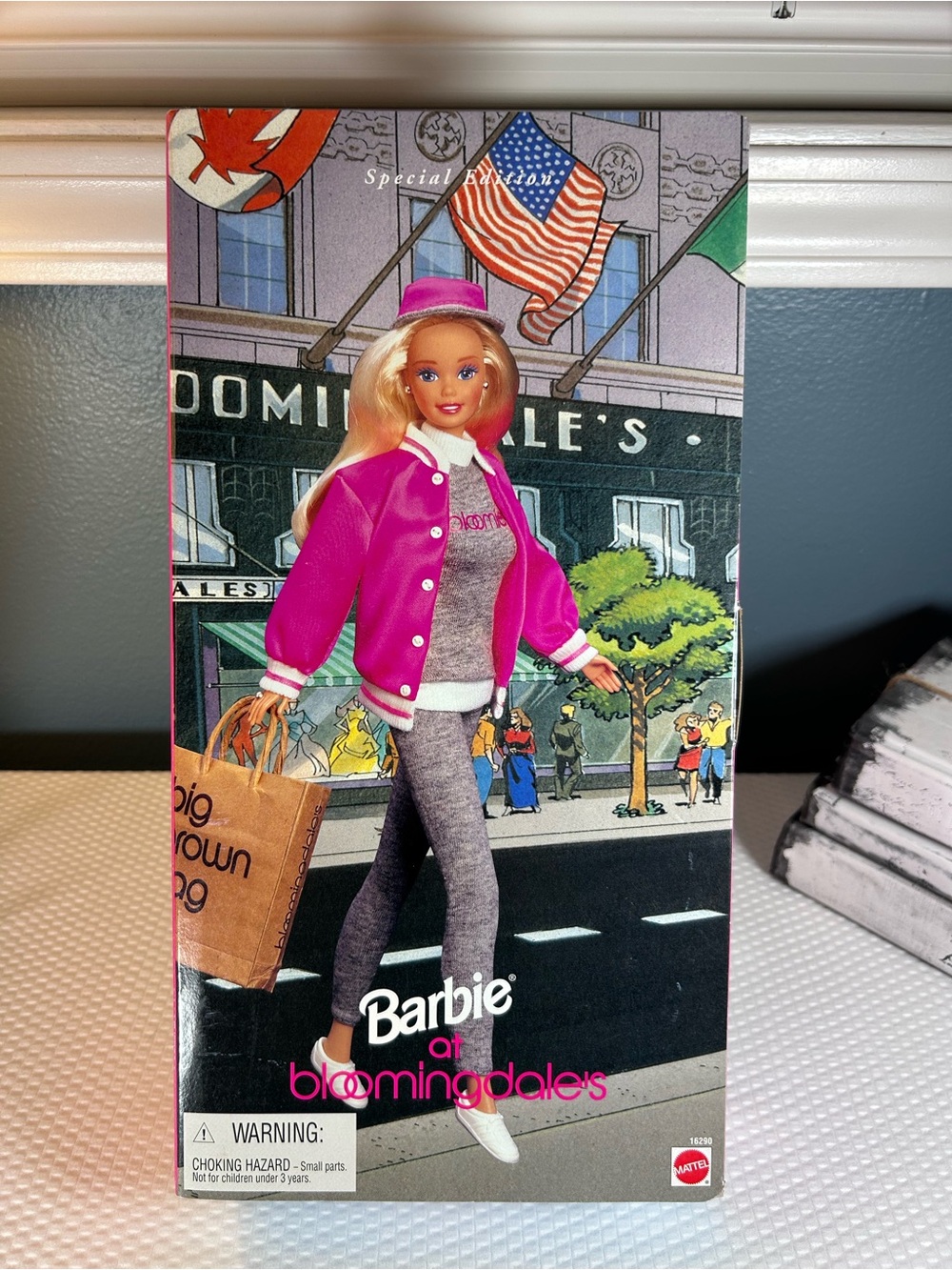 1996 Barbie at Bloomingdale’s Special Edition Mattel #16290 NRFB Vintage